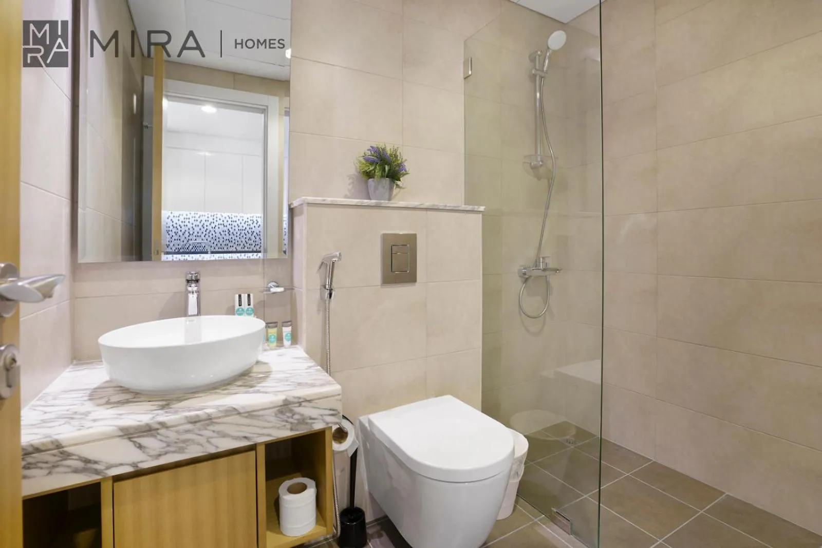 Mira Holiday Homes - Fully Furnished Studio In Business Bay Dubaï